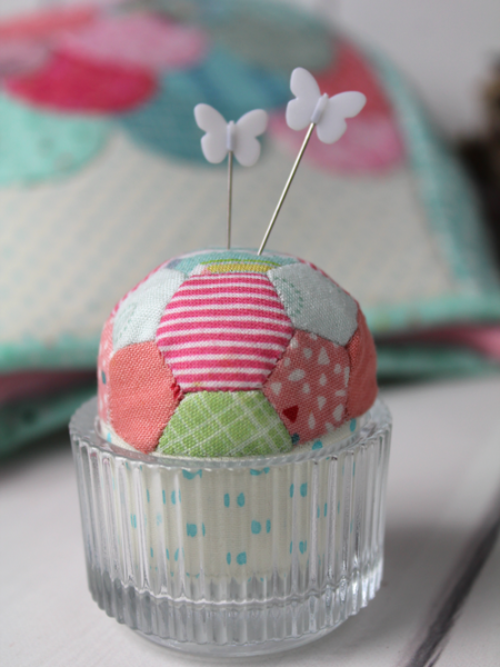 Cupcake candle cushion pattern