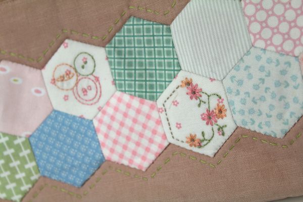 Fill It Up Hexie Tote Pattern