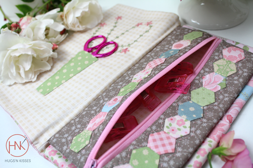 Holus Bolus Needlebook
