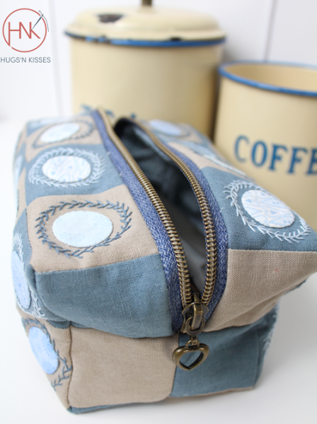 Mini Spot-On Box Pouch