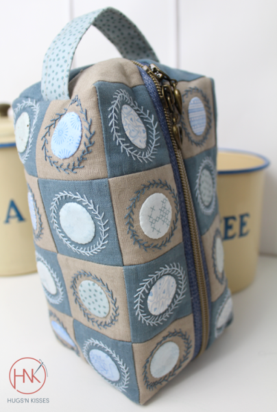 Mini Spot-On Box Pouch