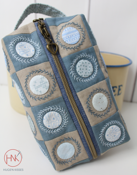 Mini Spot-On Box Pouch