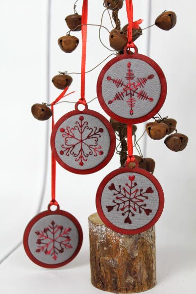 Snowflake Christmas Ornament Set