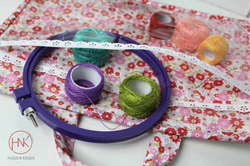 Slow Stitched Pouch 365 pattern w-panel